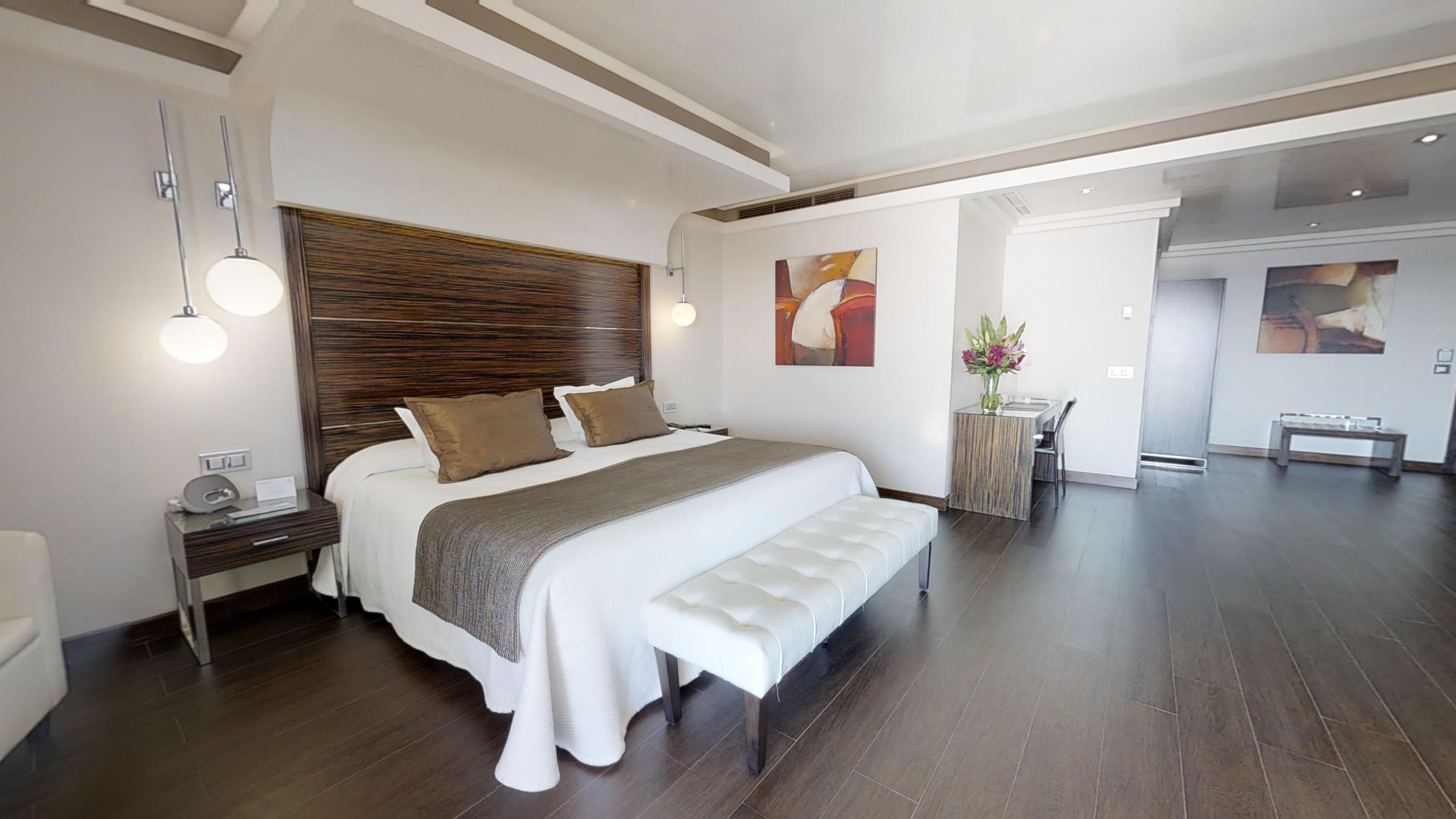 Vincci Seleccion Aleysa Hotel Беналмадена Екстериор снимка A room at the hotel