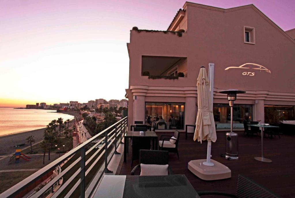 Vincci Seleccion Aleysa Hotel Беналмадена Екстериор снимка The hotel's terrace
